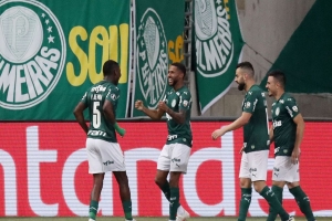 Libertadores: Palmeiras goleia Bolívar e avança para oitavas