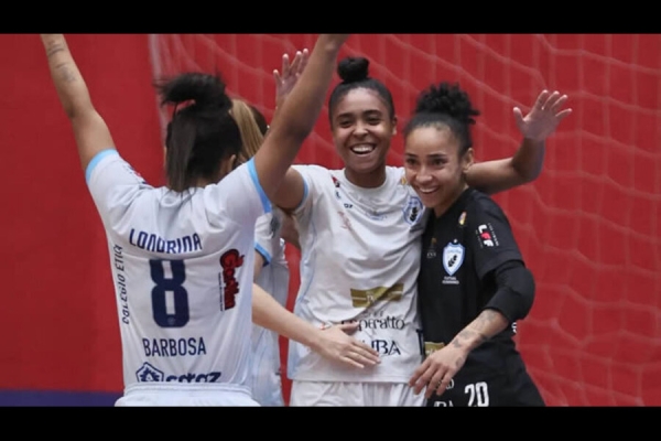 Londrina goleia o Cianorte por 7 a 1 na liga nacional de futsal feminino