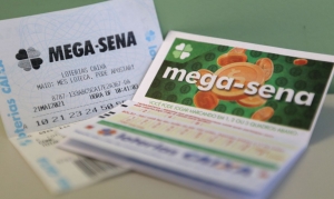 Ninguém acerta Mega-Sena e prêmio acumula em R$ 34 milhões