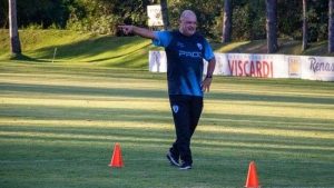 Técnico Edson Vieira ganha chance para reerguer o Londrina EC