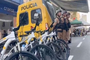 Polícia Militar retoma radiopatrulhamento com bicicletas na região central de Londrina