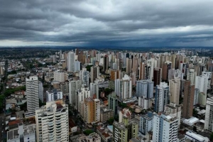 Previsão do Tempo: Temperaturas em Queda e Chuva Persistente em Londrina, segundo o Simepar