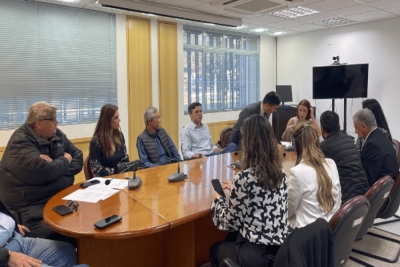 Sindicatos fecham proposta de reajuste para professores das creches filantrópicas em Londrina