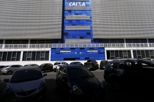 Caixa libera abono salarial para trabalhadores nascidos em abril