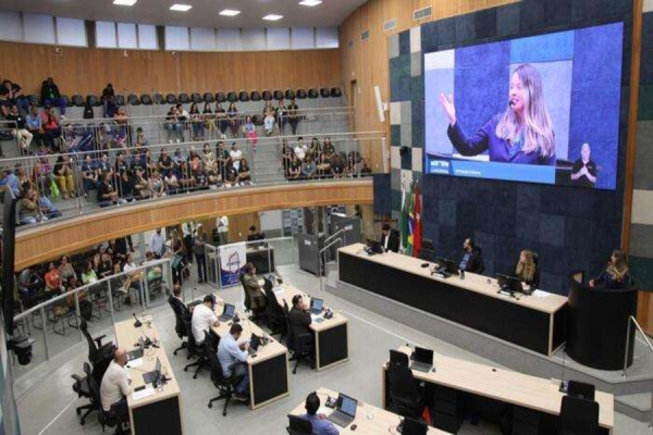 Câmara de Londrina aprova PL do Fundo Municipal dos Direitos da Pessoa com Deficiência