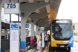 Nova proposta que pode cancelar greve dos ônibus será votada nesta terça