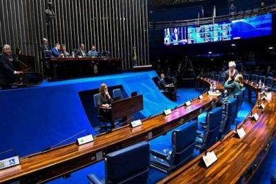 Escolas serão obrigadas a notificar casos de automutilação e suicídio