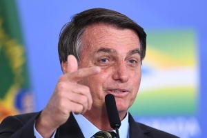 Bolsonaro diz querer apoiar economia, mas dentro das regras fiscais