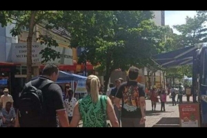 Comércio e shoppings de Londrina adotam horário especial no feriado de Corpus Christi