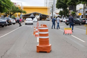 Preparações para os Shows de 80 Anos de Apucarana Impactam o Trânsito no Centro