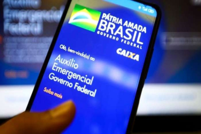 Governo notifica 177 mil famílias para devolver valores recebidos indevidamente do auxílio emergencial