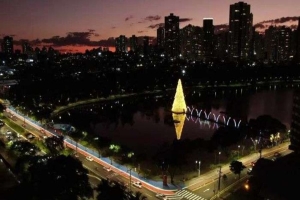 Decoração de Natal 2023 será feita por empresa londrinense pelo 2º ano consecutivo