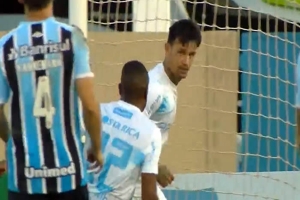 LEC empata com Grêmio no Estádio do Café e se distancia do G4