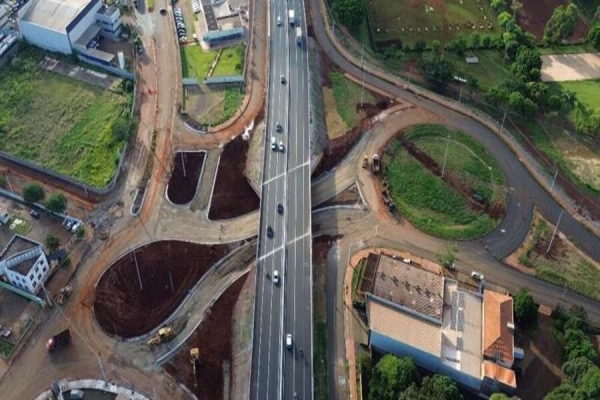 Viaduto em Londrina pode receber nome de Papa Francisco