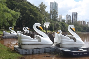 Pedalinhos começam a funcionar no Lago Igapó em Londrina no próximo dia 26