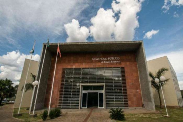 MP não vê ilegalidade em acúmulo salarial em lei sancionada pelo prefeito de Londrina