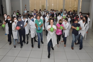 Projeto da UEL oferece reabilitação a pacientes de Parkinson