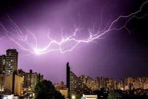 Semana começa com chuva em Londrina e região; confira previsão