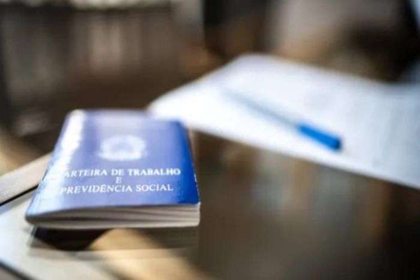 Paraná inicia a semana com mais de 14 mil vagas de emprego