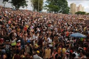 Em Londrina, proibição de crianças na Parada LGBTQIA+ vai para sanção