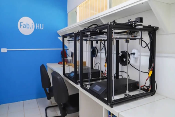 HU de Londrina inaugura laboratório de impressão 3D