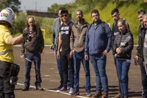 Curso da CMTU de Londrina de pilotagem defensiva para motociclistas abre inscrições