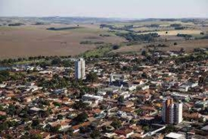 Na região de Londrina, cidades gastam quase R$ 1 milhão com shows sertanejos