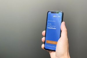 Caixa paga hoje auxílio emergencial a nascidos em abril