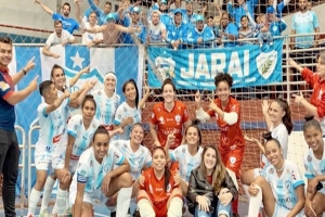 Londrina goleia o Confiança por 6 a 0 e sobe para 6º na Liga de futsal