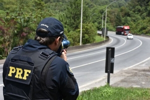 Radares escondidos estão proibidos no Brasil