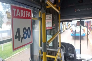 Usuários reclamam de nova tarifa de ônibus no primeiro dia útil de 2023