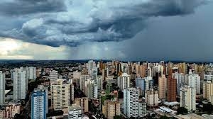 Previsão: Chuvas Devem Retornar a Londrina a Partir do Meio da Semana
