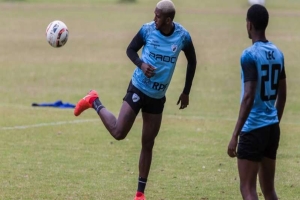 Douglas Coutinho desfalca o Londrina EC contra o Tombense nesta sexta