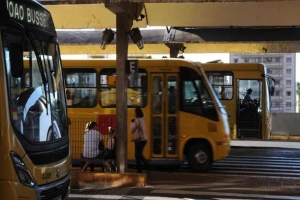 Valor da passagem do transporte coletivo para 2024 segue indefinido