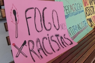 Estudantes e funcionários realizam protesto contra o racismo na UEL