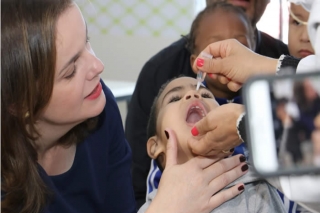 Londrina tem apenas 49% vacinados contra pólio; campanha vai até sexta